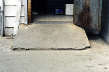 Concrete ramp: example of a slip and fall site